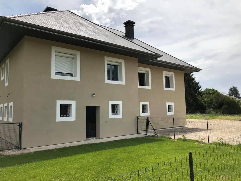 Renovation de facade de maison individuelle par REY PEINTURE